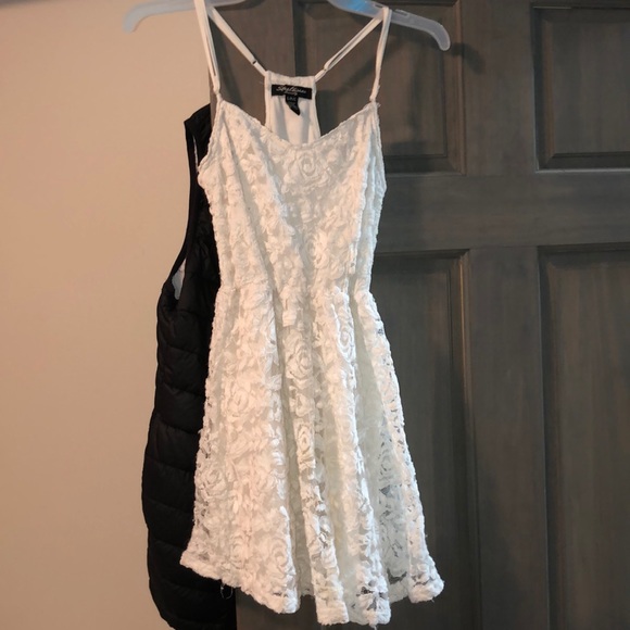 too small:( - Picture 1 of 2